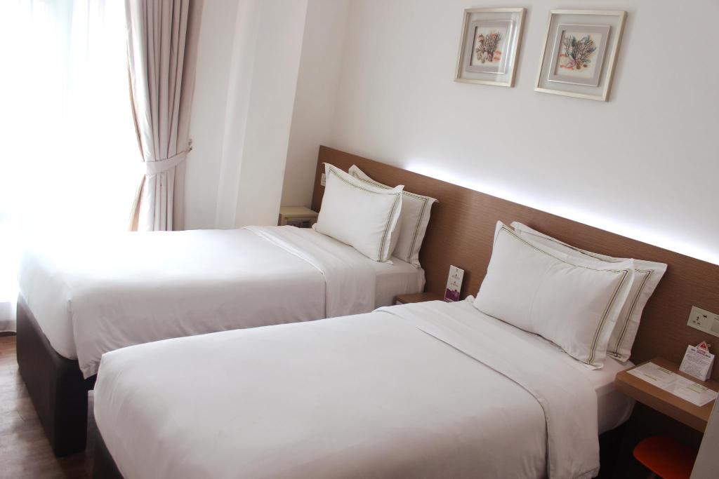 Heef Hotel Pasar Baru