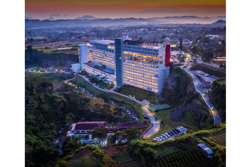 Le Eminence Puncak Hotel Convention And Resort