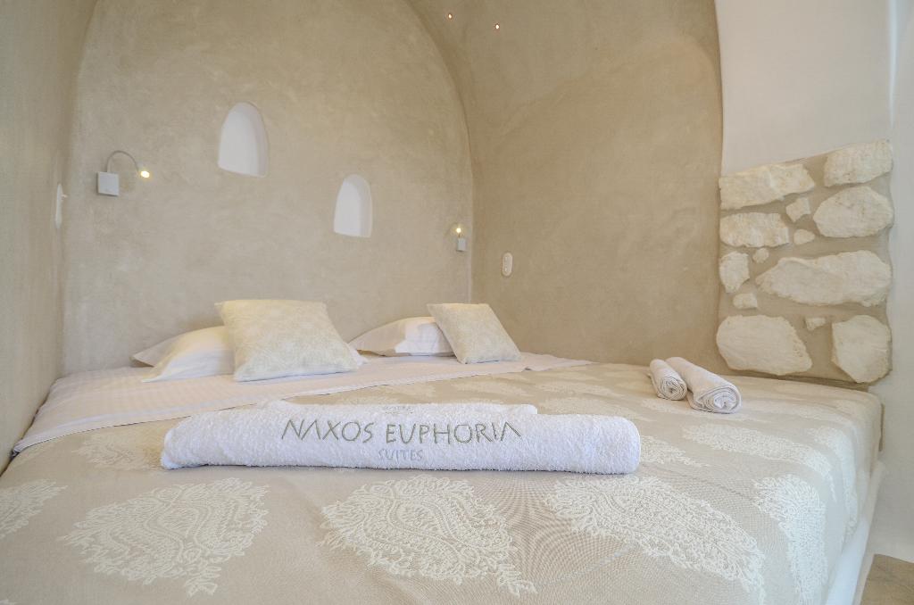 Euphoria Suites