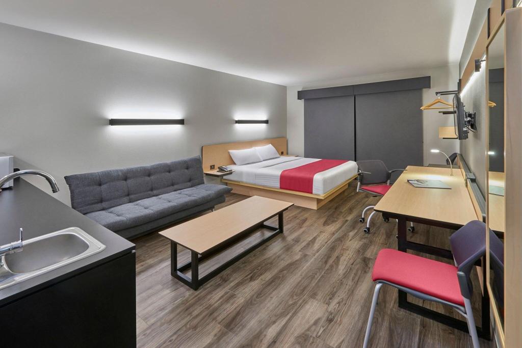 City Express Plus By Marriott Puerto Vallarta