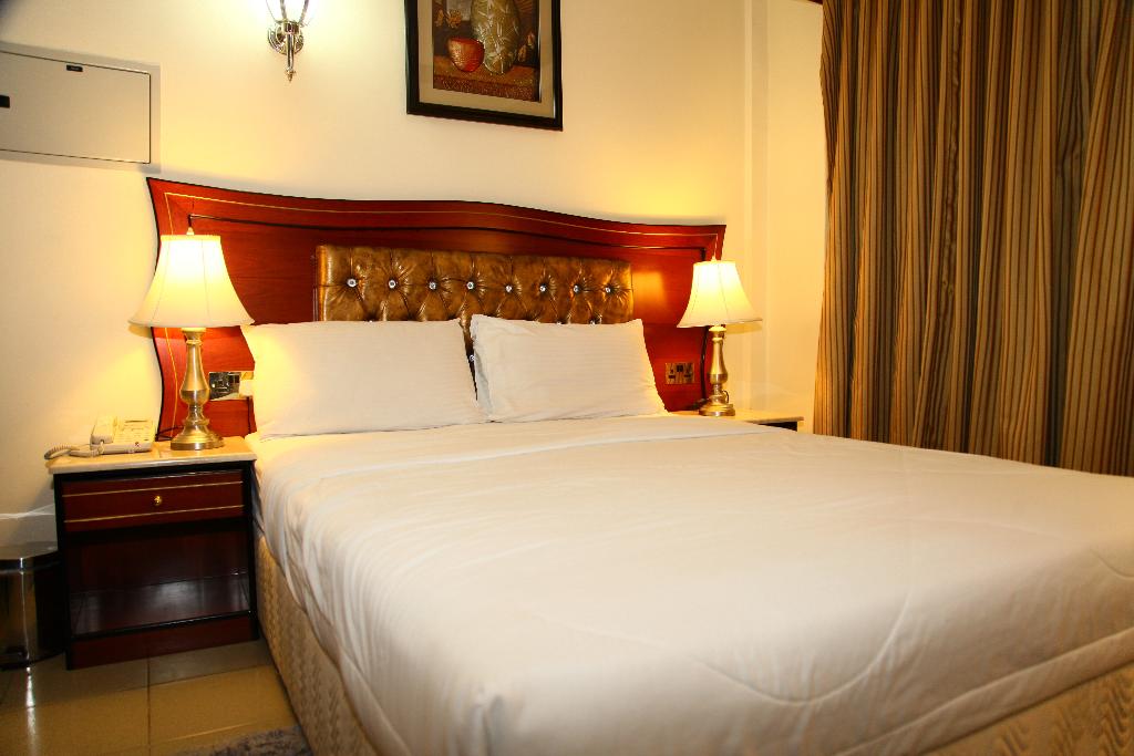 Saffron Hotel LLC