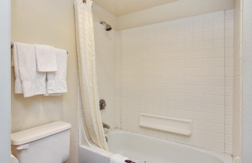 Red Roof Inn Lompoc