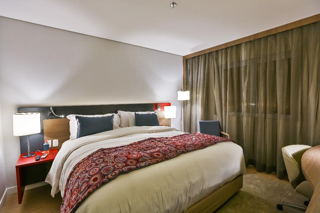 hotel-thumb