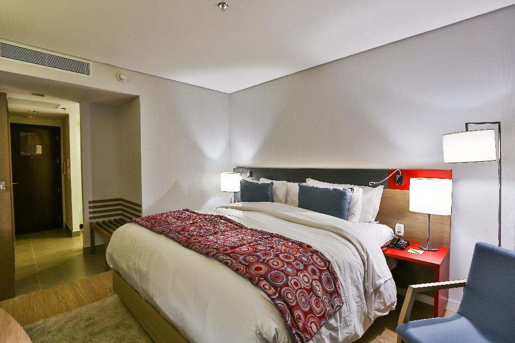 hotel-thumb