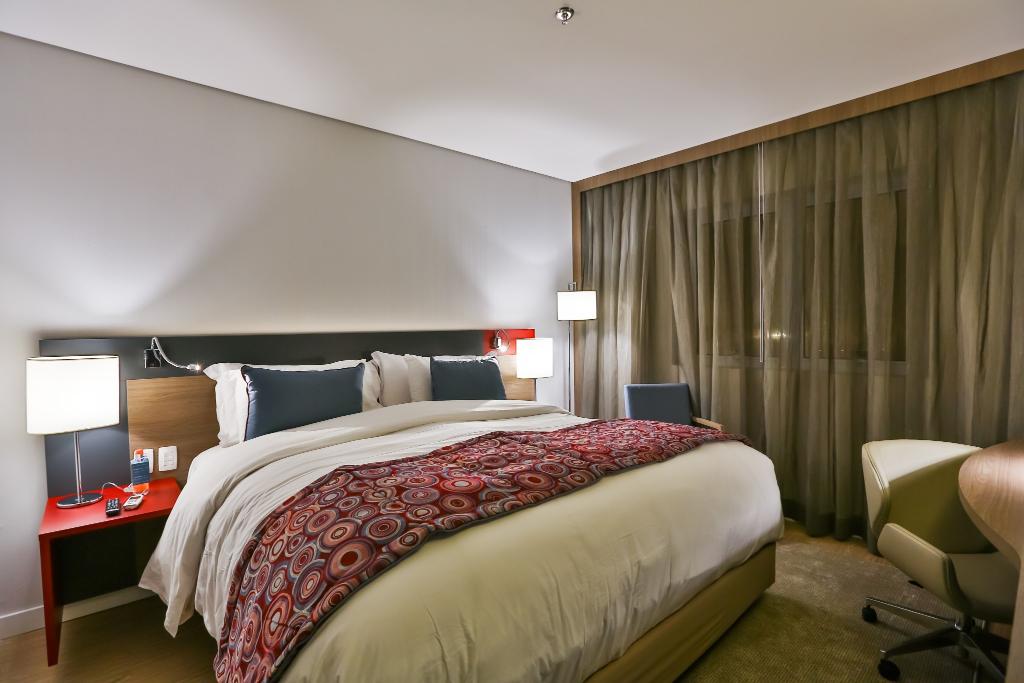 hotel-thumb