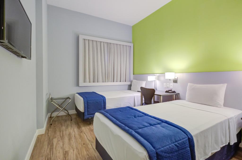 hotel-thumb