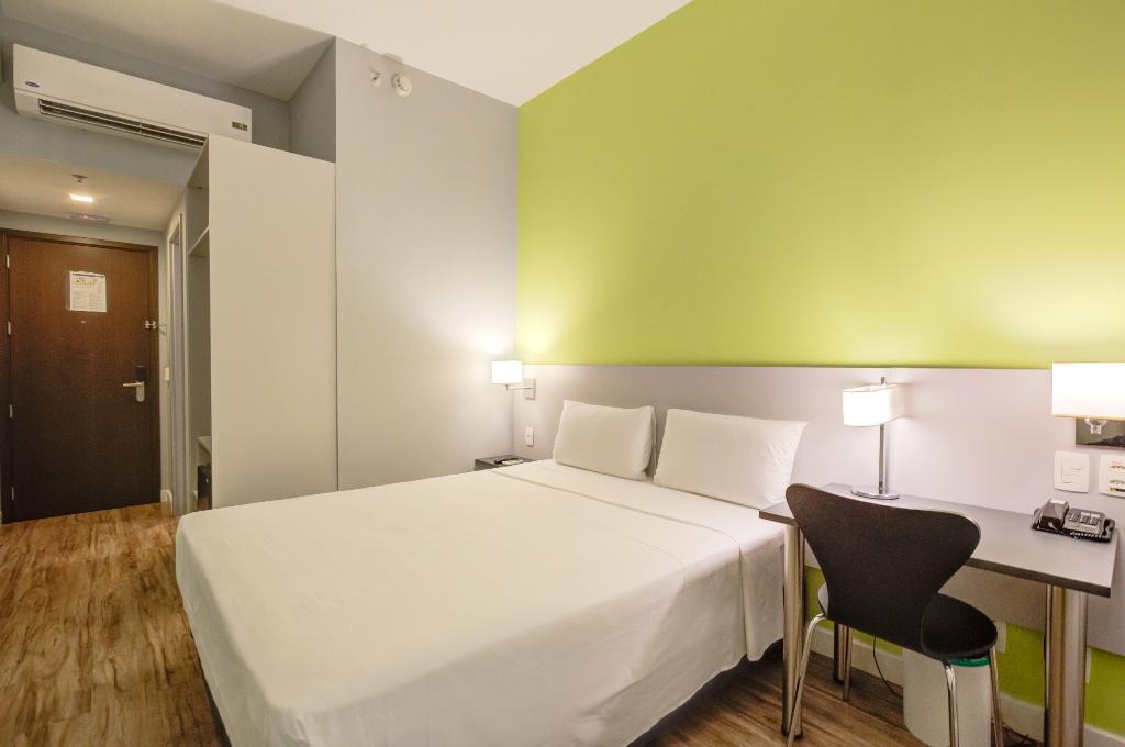 hotel-thumb
