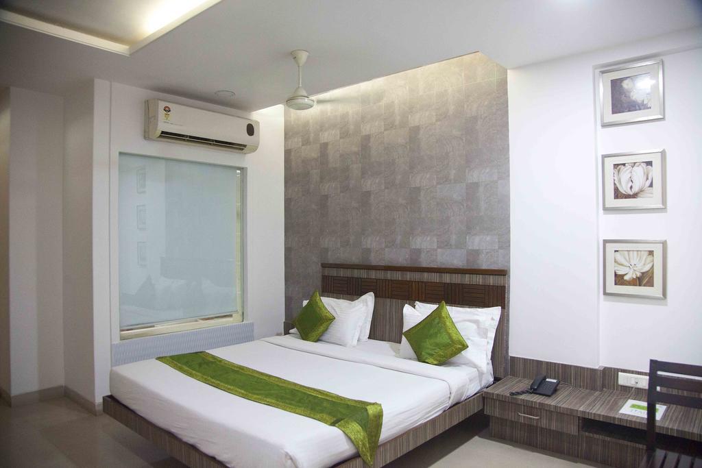 Hotel Admiral Suites