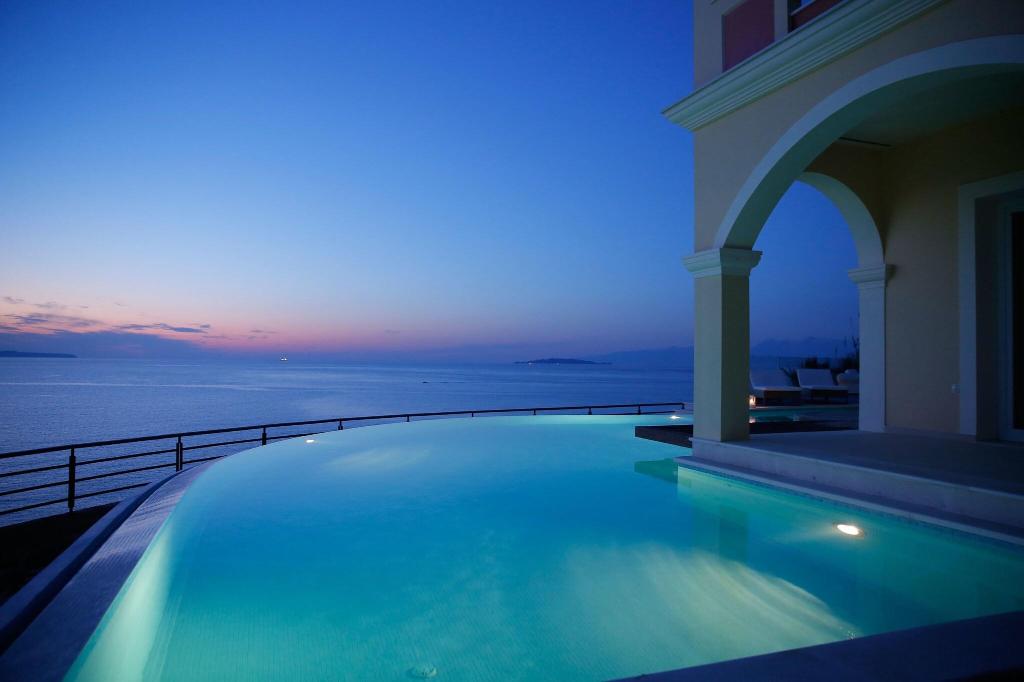 Hotel Picture Suites, Griechenland, Agios Stefanos. Großes 24