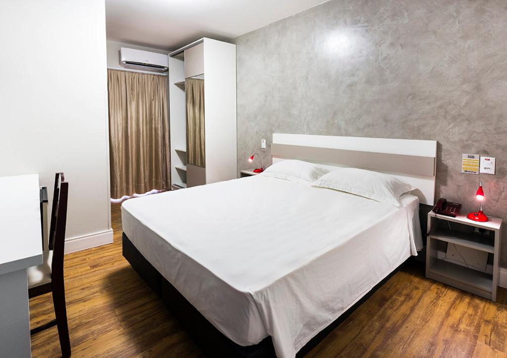 H Hotel