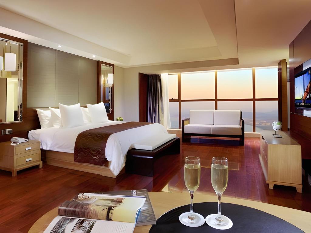 Phoenix Waterside Gloria Resort Sanya
