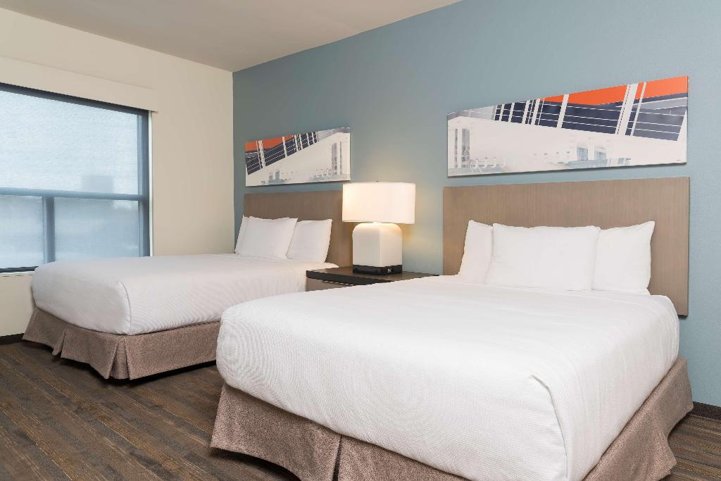 Hyatt House Austin Downtown