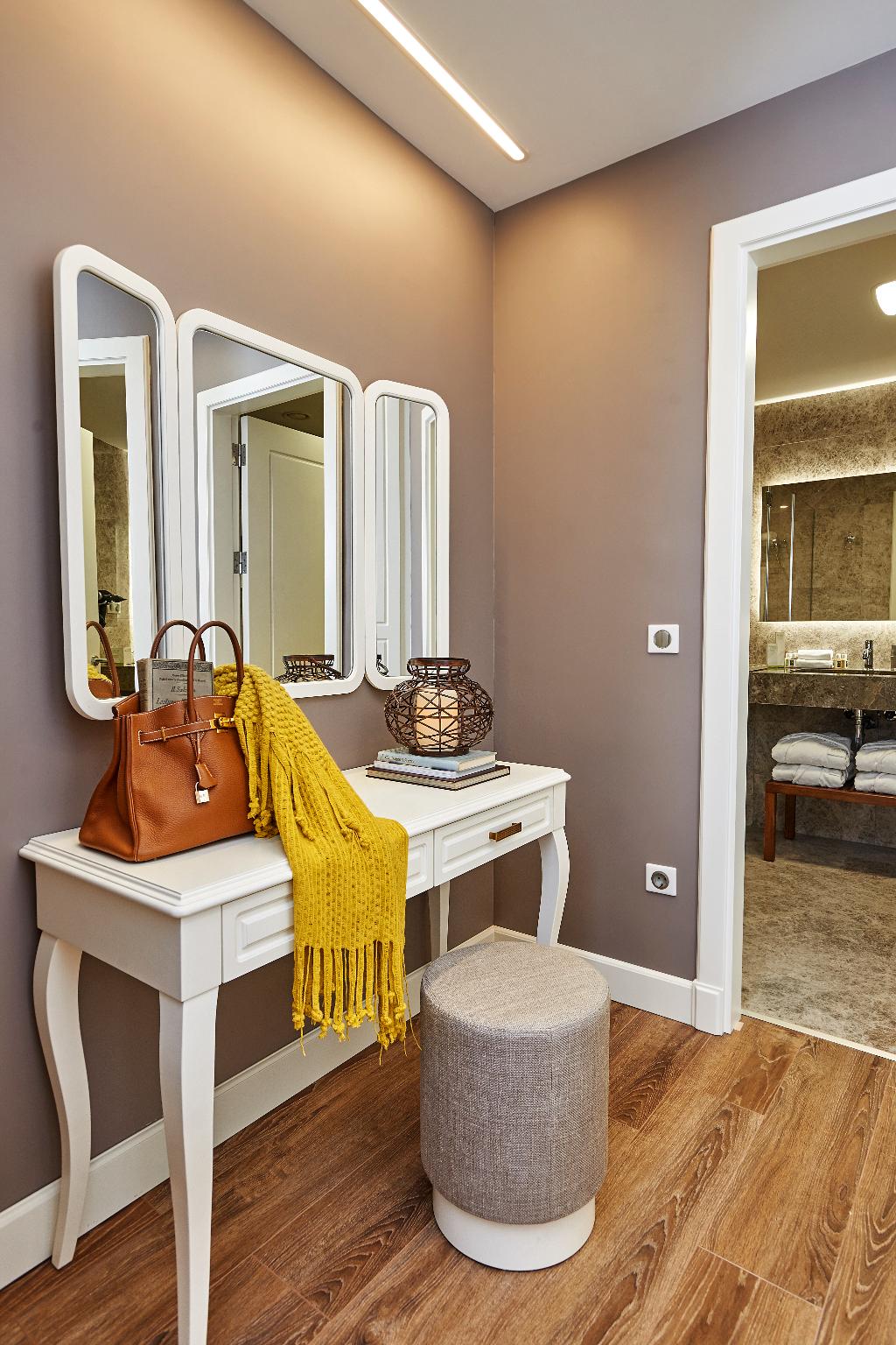 Renata Suites Boutique Hotel