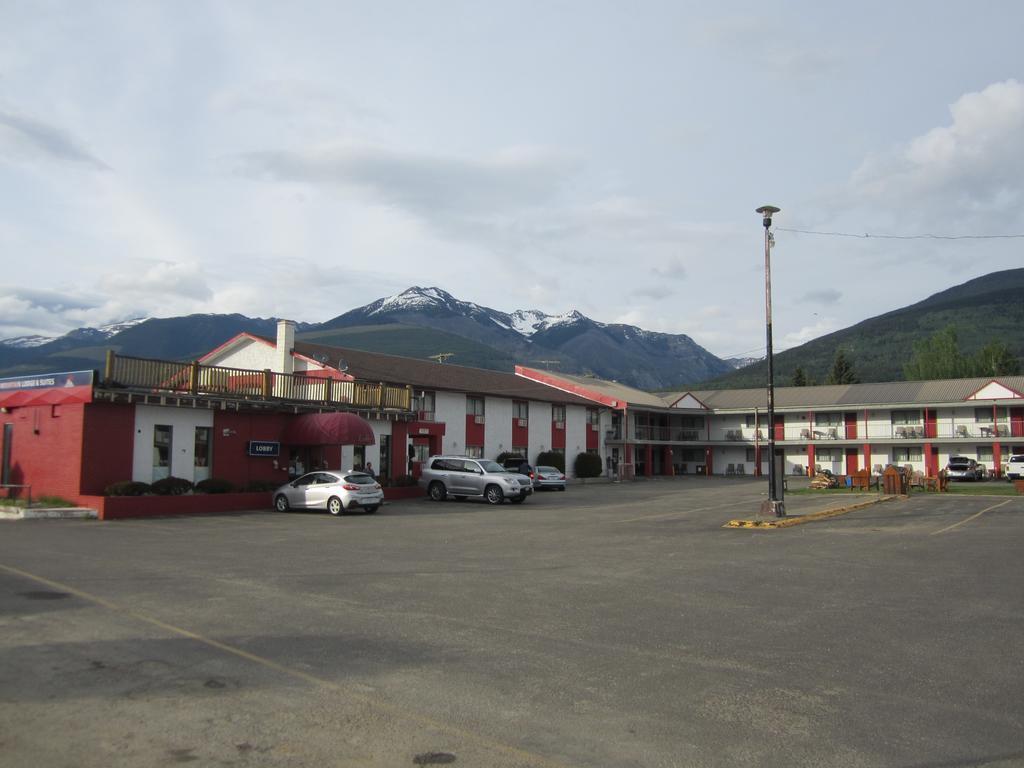 Premier Mountain Lodge & Suites