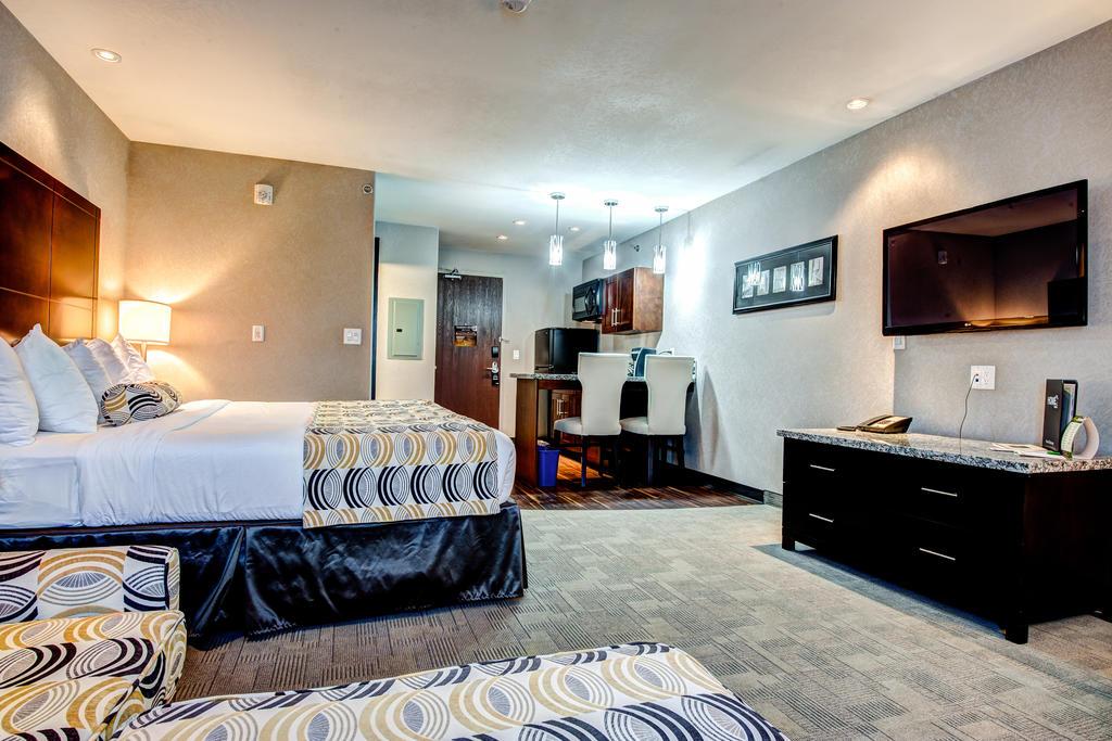Home Inn Suites Swift Current