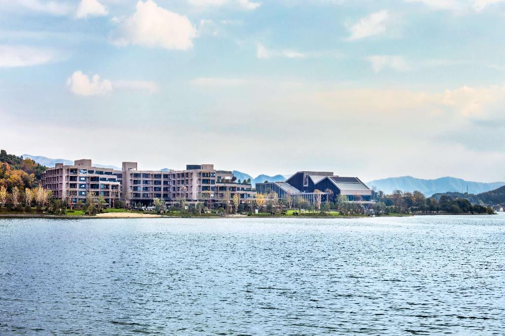 Hilton Ningbo Dongqian Lake