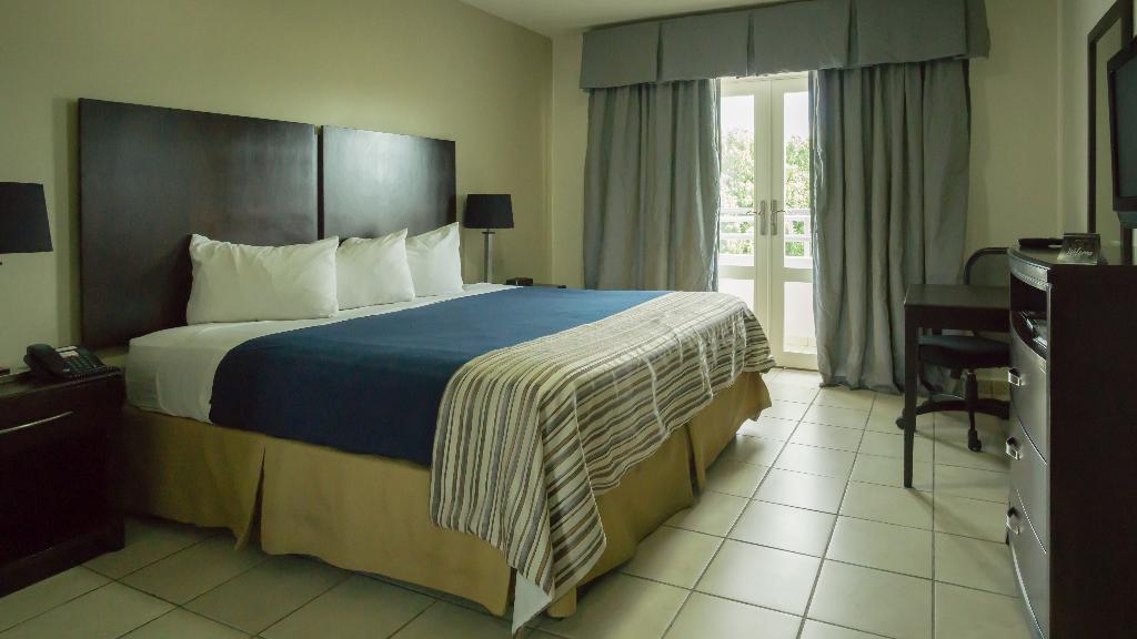 Ponce Plaza Hotel Casino