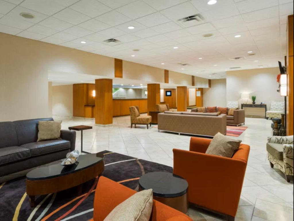 Holiday Inn Knoxville West Cedar Bluff Rd photo 12