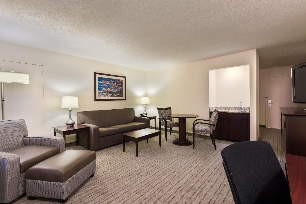 Holiday Inn Knoxville West Cedar Bluff Rd photo 24