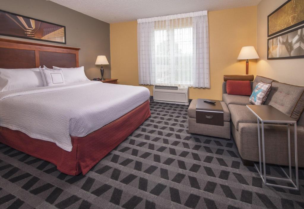 Towneplace Suites Clinton At Joint Base Andrews