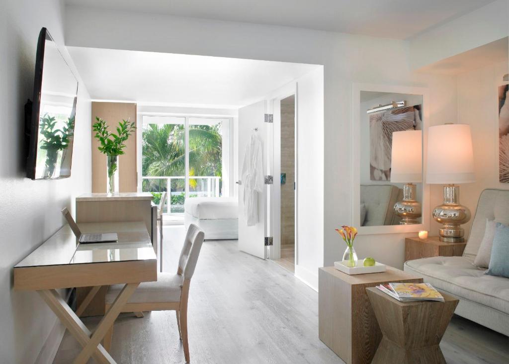 Grand Beach Hotel Surfside West
