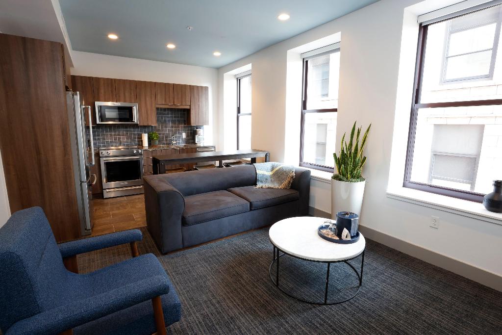 Kimpton Schofield Hotel