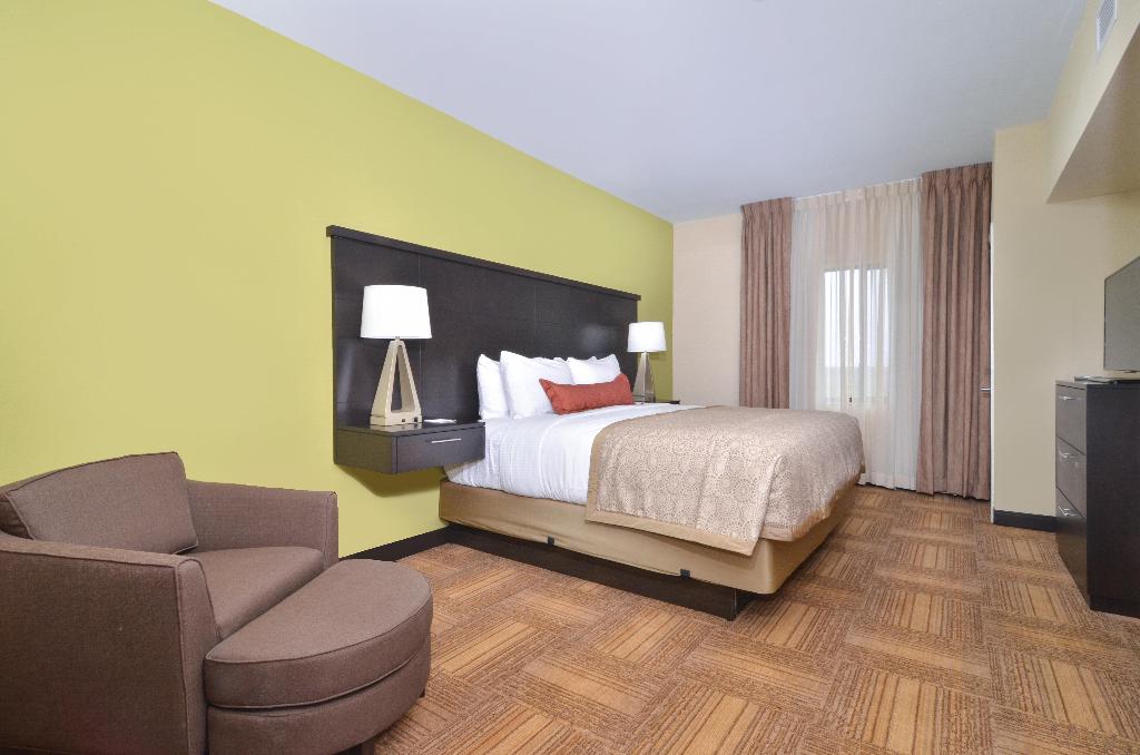 Staybridge Suites Tomball - Spring Area By IHG