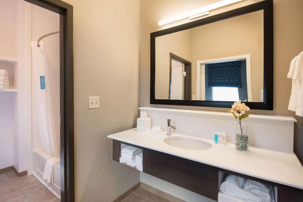 Hampton Inn & Suites Wisconsin Dells Lake Delton