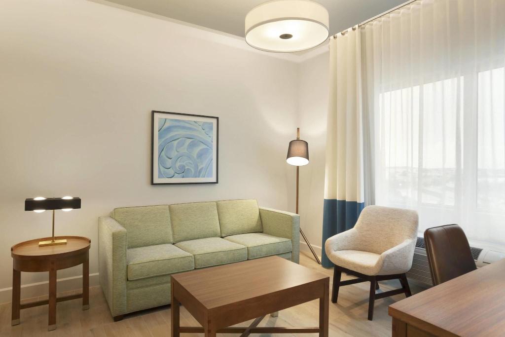 Hotel Four Points By Sheraton Miami Airport, USA, Miami. Großes 2
