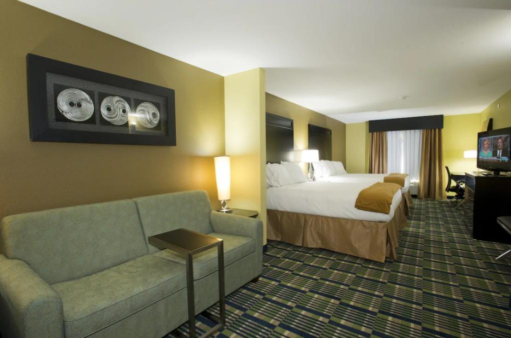 Holiday Inn Express Suites Morrilton