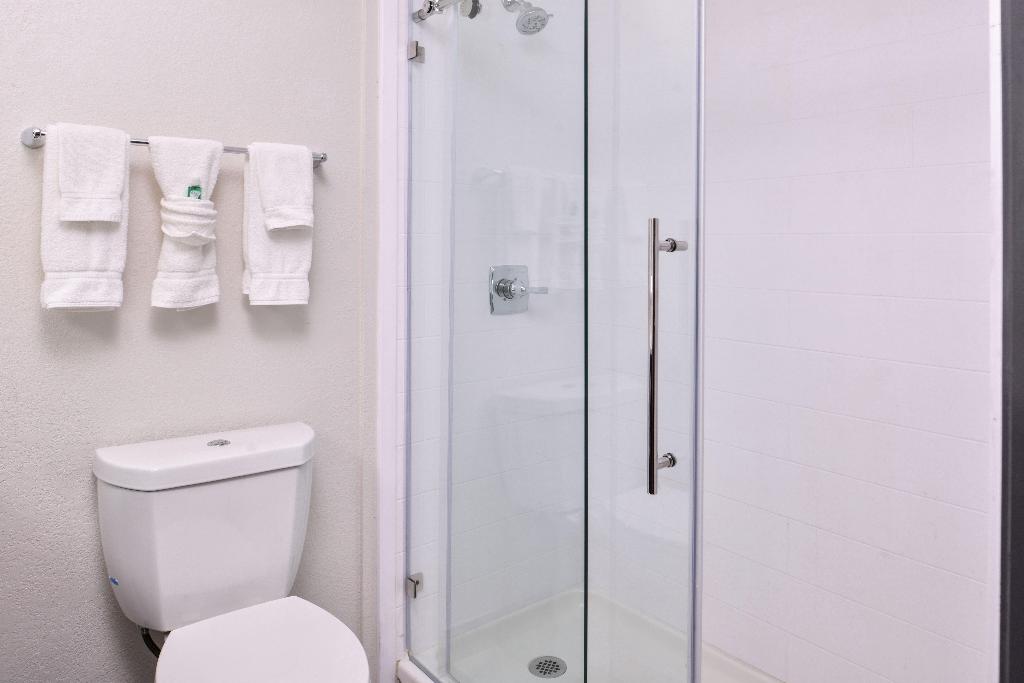 Holiday Inn & Suites Dallas Addison