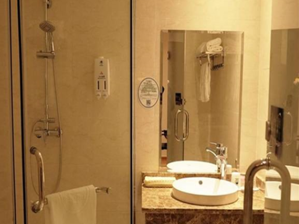 GreenTree Inn Huanzhu(S)Rd.Transit  Center Express