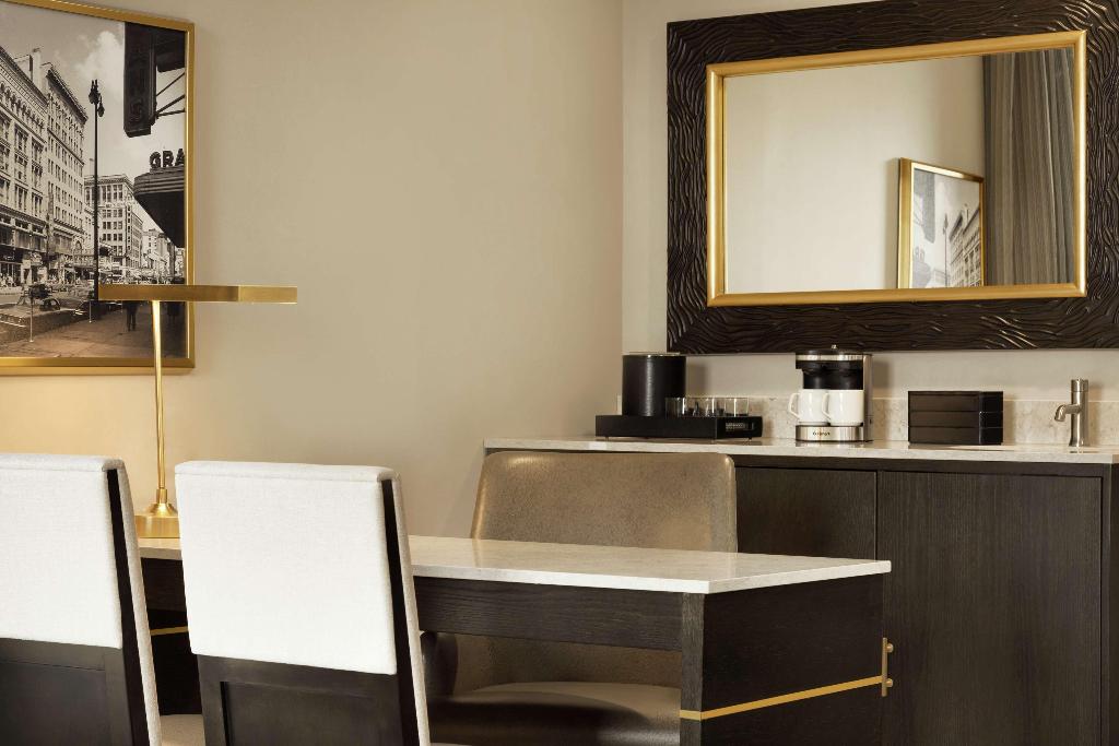 Embassy Suites by Hilton Syracuse Destiny USA