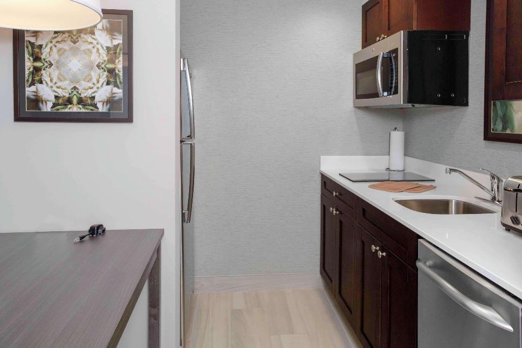 Homewood Suites By Hilton Lansing Eastwood