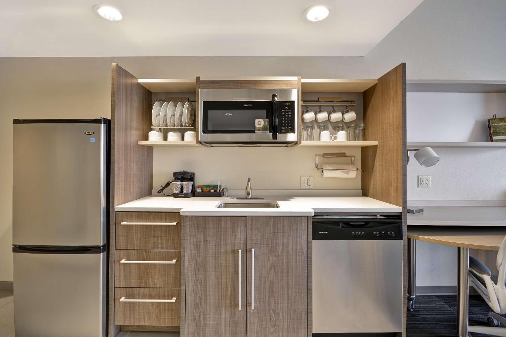Home2 Suites Levis Commons Perrysbur
