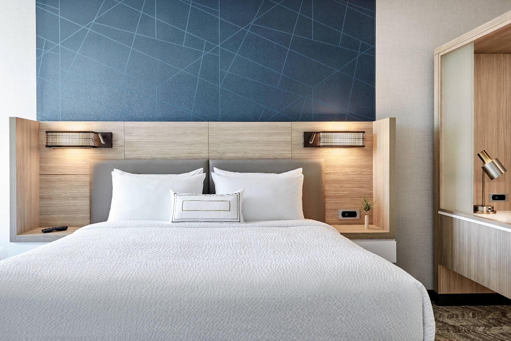 SpringHill Suites Cleveland Independence