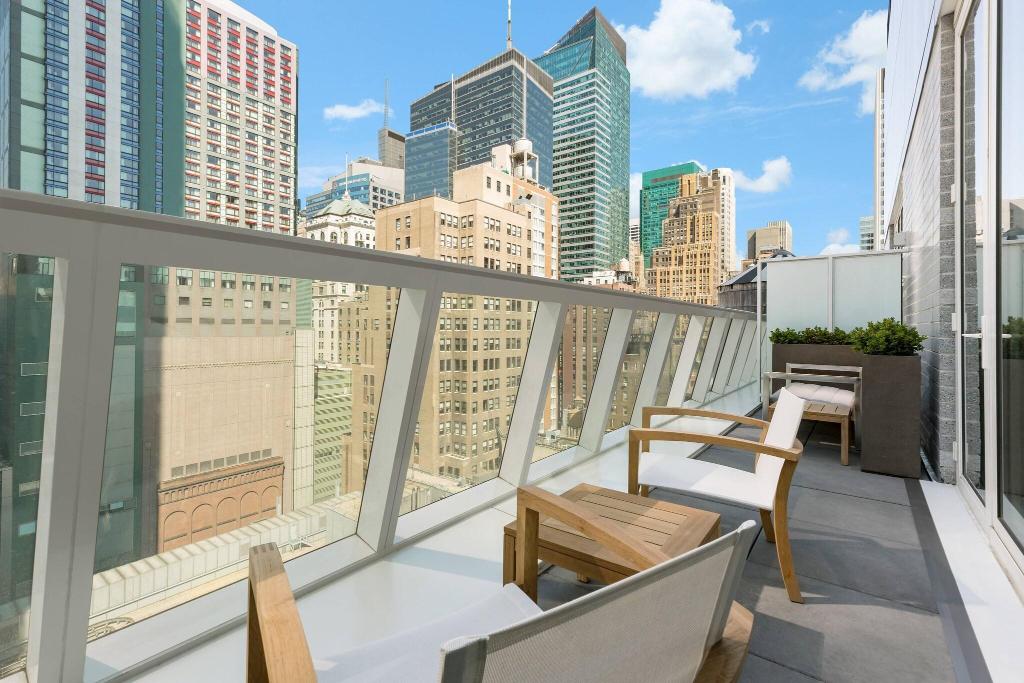 Ac Hotel New York Times Square