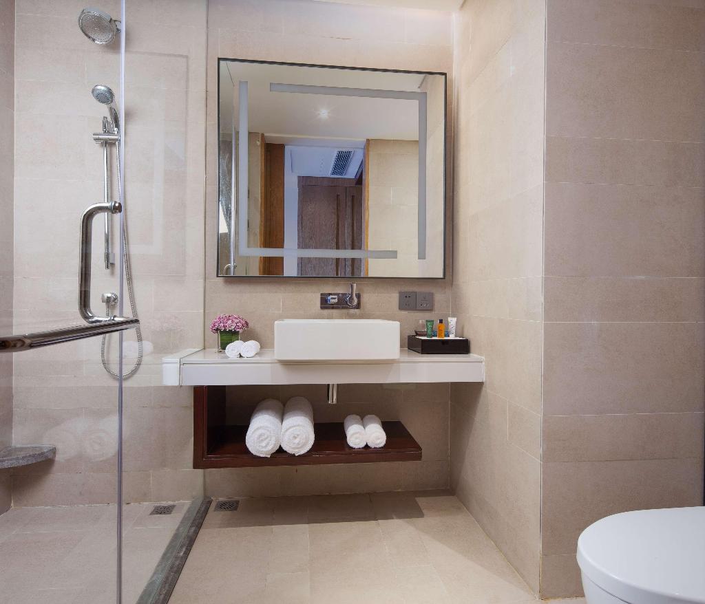 Hilton Garden Inn Shangri-La, China