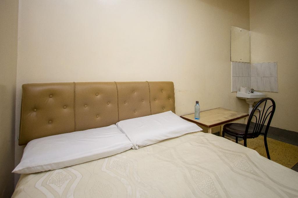 Seldom Hotel