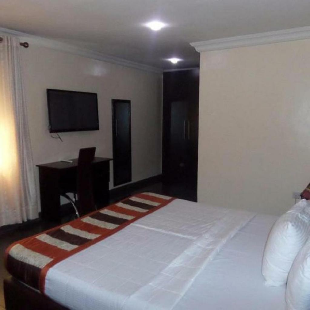 Foramot Suite