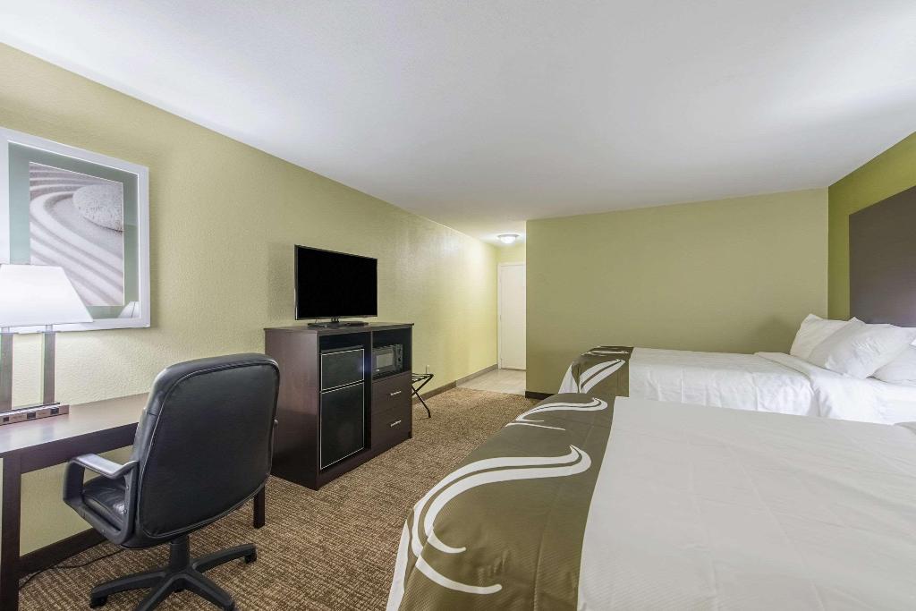 Quality Inn & Suites Hotel Muncie