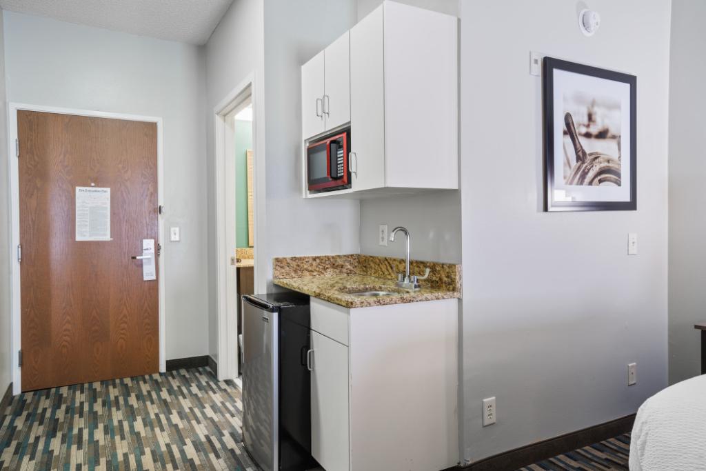Blue Water Inn & Suites, Bw Signature Collection