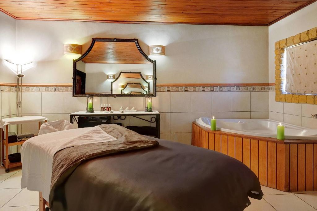 Protea Zebula Lodge - Sports and Entertainment