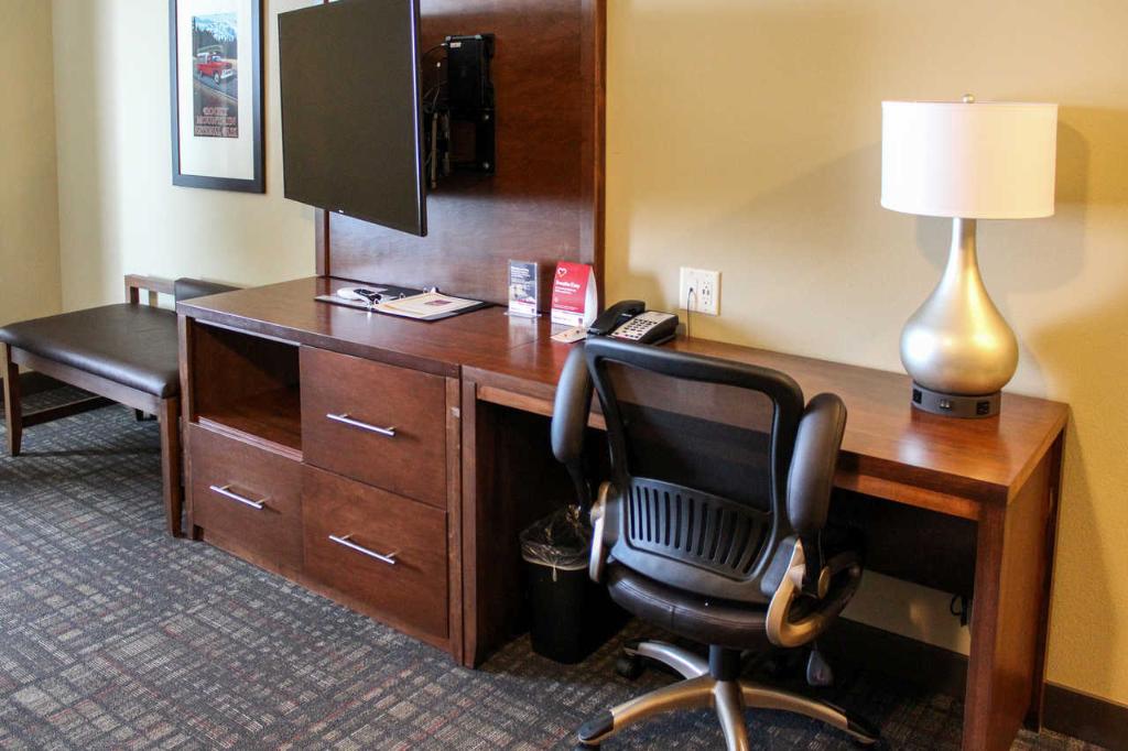 Comfort Suites Denver near Anschutz Medical Campus