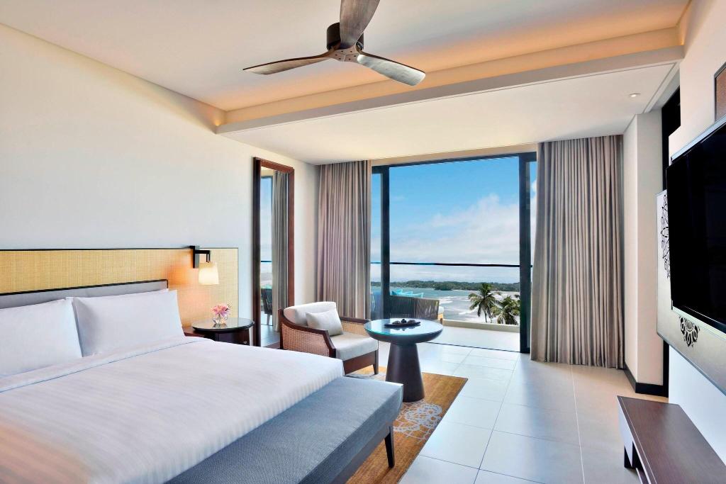 Weligama Bay Marriott Resort & Spa