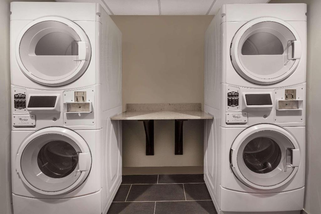 Ramada By Wyndham Grassland