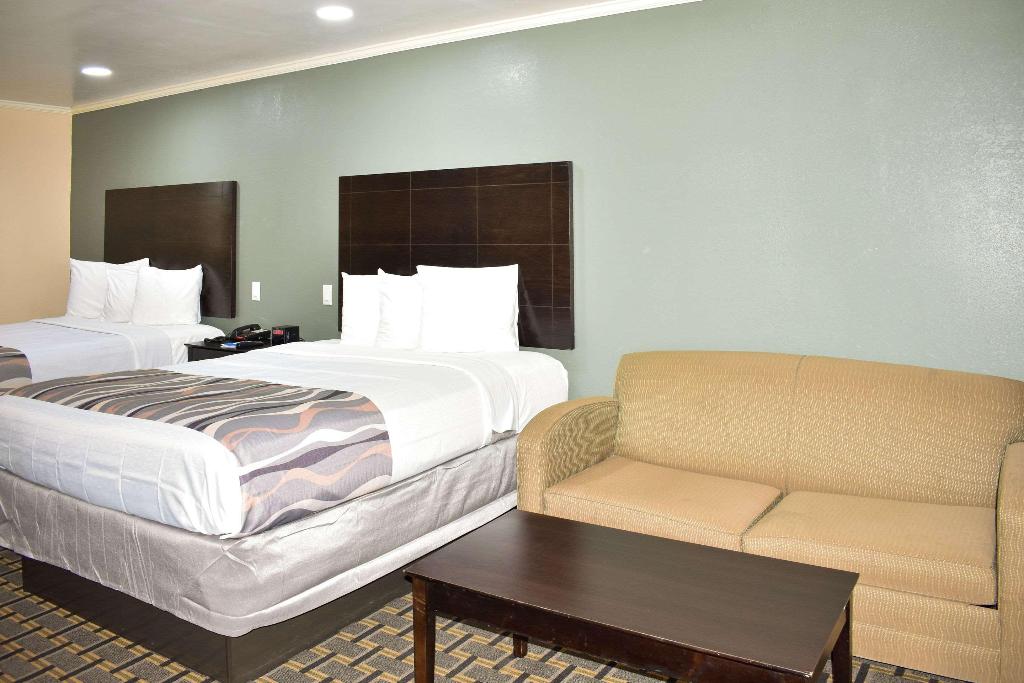 Rodeway Inn Swainsboro