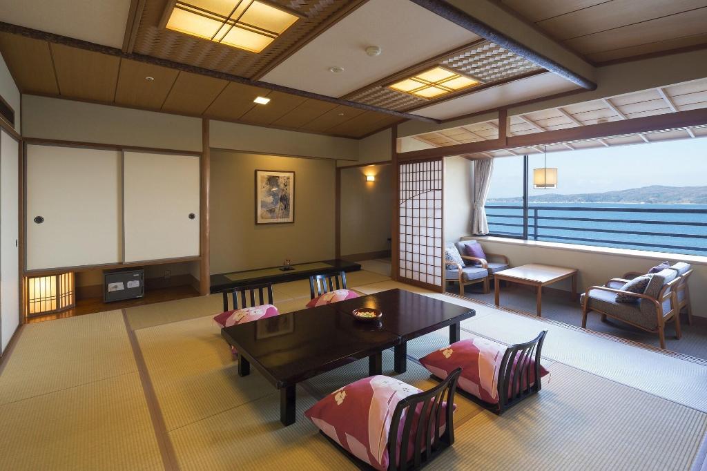 Nihon No Yado Notoraku