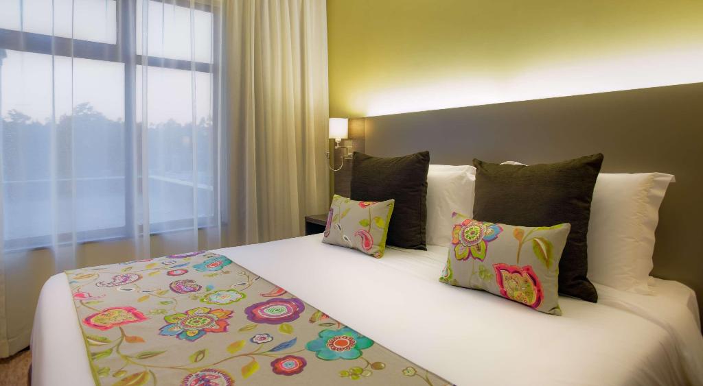 Tamarind Tree Hotel
