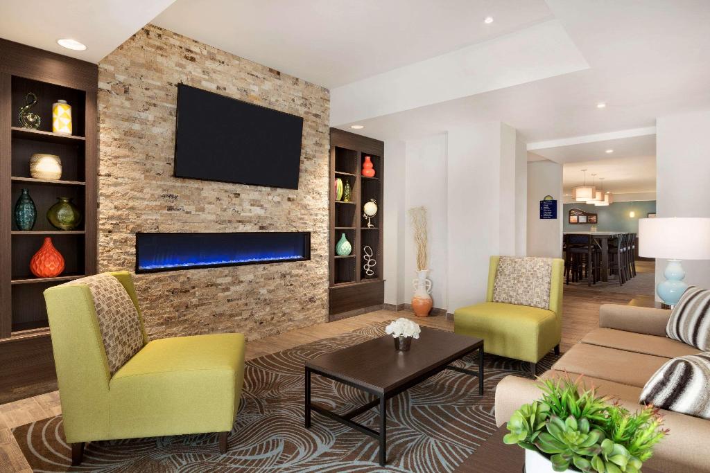 Fairfield Inn & Suites By Marriott Airdrie